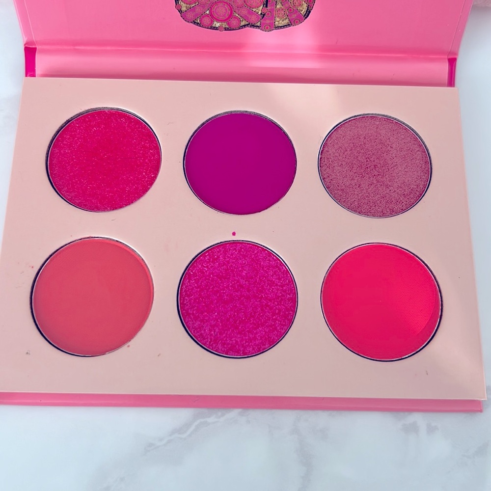 The Sweet Pinks By Juvia’s - Picture 2 of 4